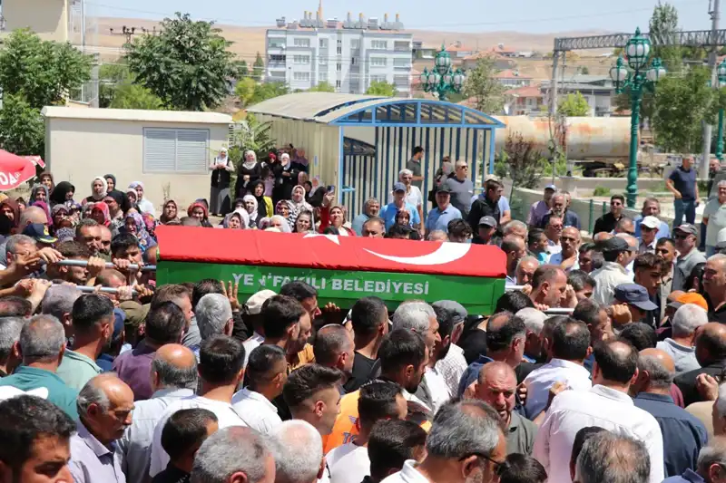 MHP’li Belediye Başkanı Son Yolculuğuna Uğurlandı, Şehirde Büyük Acı Yaşanıyor