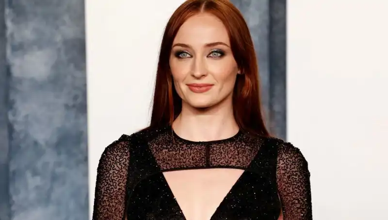 Sophie Turner'ı Kızdıran Yorum: Game of Thrones Yıldızı Tepki Gösterdi
