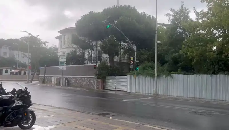 İstanbul’da Sağanak Yağışlar Hayatı Olumsuz Etkiliyor: Önlemler Alınmalı