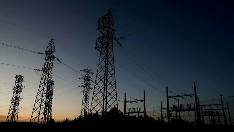 İzmir’in Birçok İlçesinde Elektrik Kesintisi: Hangi Bölgeler Etkileniyor?
