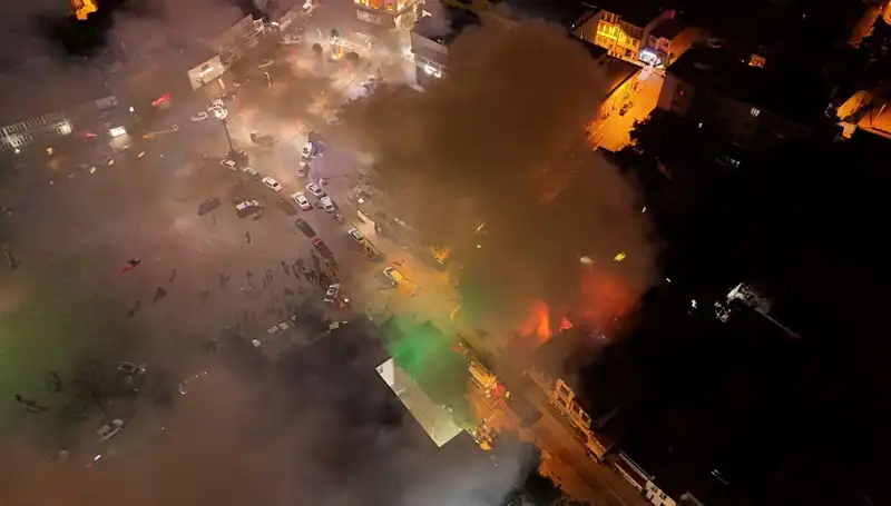 Tavşanlı'da Gece Alevlerle Uyanan Bir Felaket: Yangın Alarm Verdi