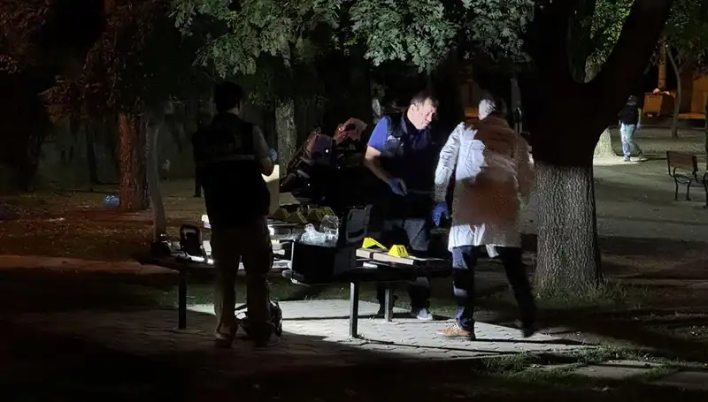 Kanlı Husumet En Kötü Sonuçlandı: Bir Şahıs Hayatını Kaybetti, İki Kişi Yaralandı