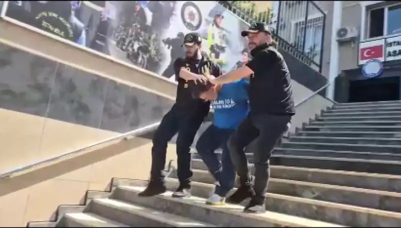 Ümraniye'de 600 Bin Liralık Gaspa Film Gibi Yakalama Operasyonu