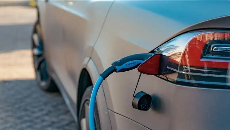 Elektrikli Araç Satışlarında Dikkat Çeken Düşüş: Nedenleri ve Etkileri