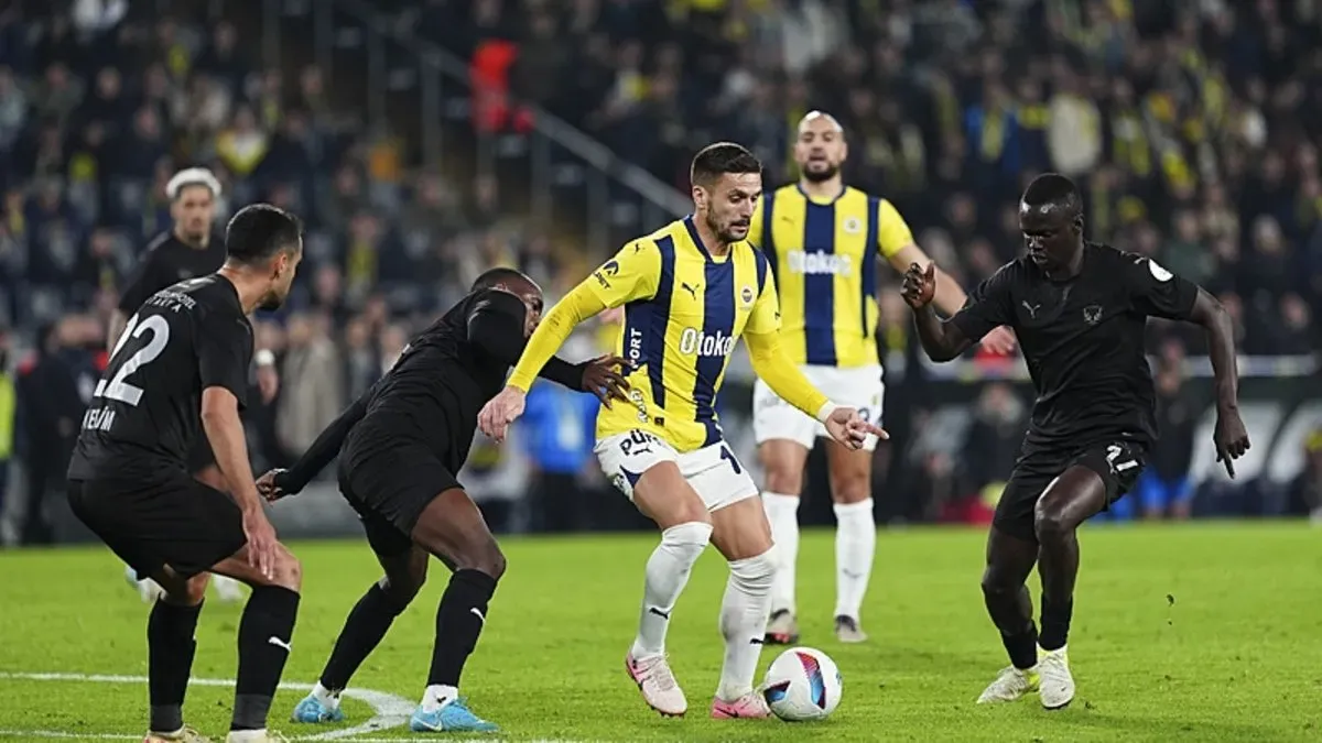 Fenerbahçe, Evinde Hatayspor’u Mağlup Etti: 3 Puanı Kazandı