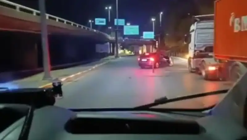 İstanbul'da Yapılan Dev Kaçakçılık Operasyonu: 36 Milyon TL Değerinde Ürün Ele Geçirildi